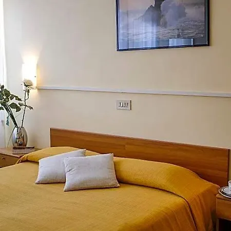 Santa Lucia البندقية