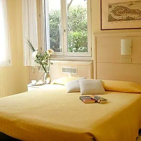 Hotel Santa Lucia Venice