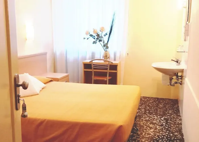 Santa Lucia Szálloda Velence