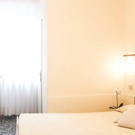 Ξενοδοχείο Santa Lucia