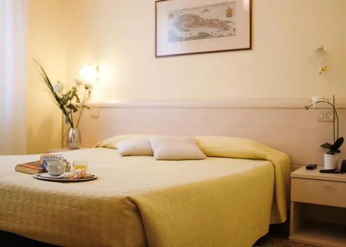 Santa Lucia Hotel Benátky