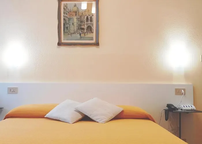 Santa Lucia Hotel Benátky